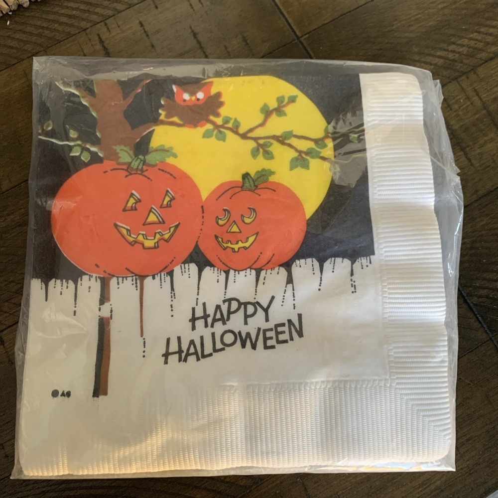 VTG 1980s Halloween Pumpkin Luncheon Napkins American Greetings Pumpkin 13.5"